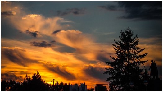 Sonnenuntergang über dem russischen Ehrenmal - Foto: h|b