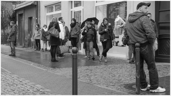 Der tägliche Wahnsinn in Berlin - Foto: h|b