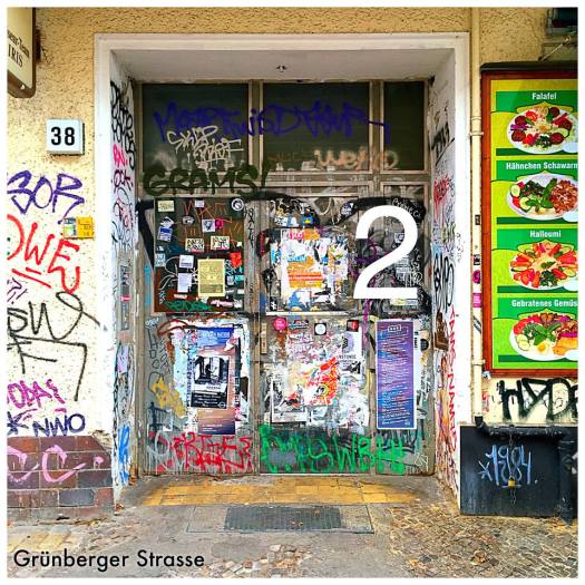 Heute Türchen Nummer 2 - Narrenhände - Foto: h|b