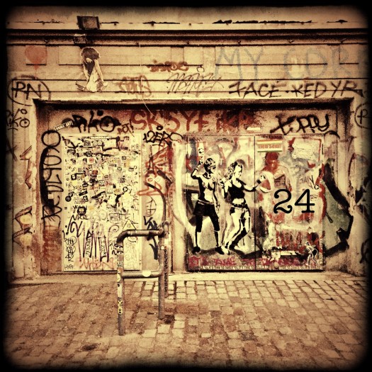 Tür zu einer berühmten Location in Berlin