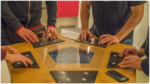 Eine spezielle und nicht einfach zu spielende Pongvariante steht im Foyer des Museums - Foto: h|b