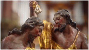 Zwei Figuren im Kloster Neuzelle