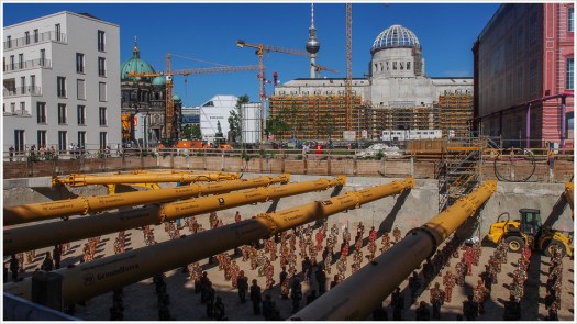 Müllmänner in der Grube - Foto: h|b