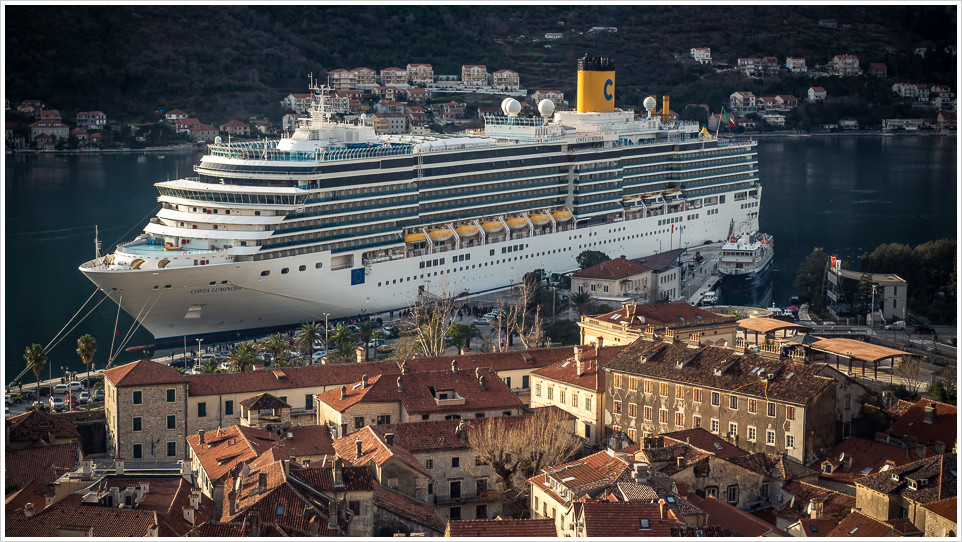 Costa Luminosa in Kotor
