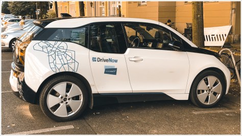 DriveNow E-BMW