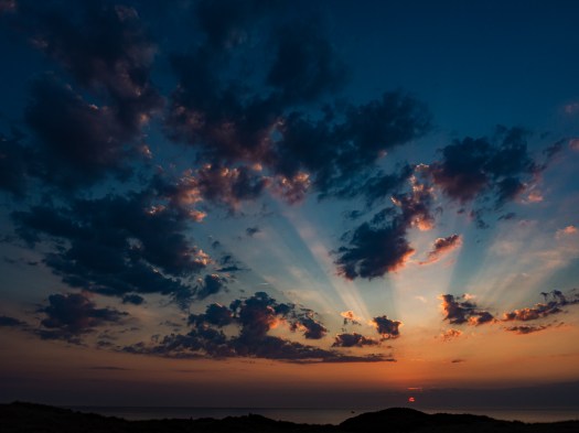Sonnenuntergang mit Wolken