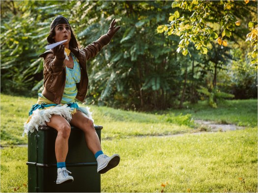 Walkperformance mit Clara Rodriguez Garcia Muñoz im Spreepark Berlin