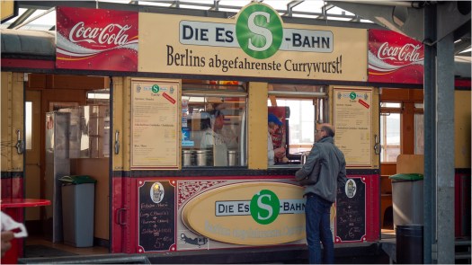 Currywurstbude am Flughafen Tegel