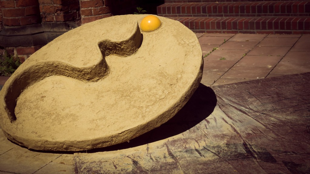 Schlammskulptur in der Klosterruine