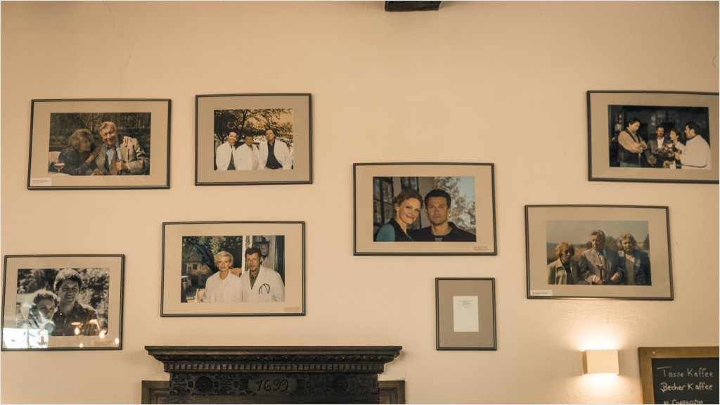 Bildergalerie der Schauspieler aus der Serie "Der Landarzt"