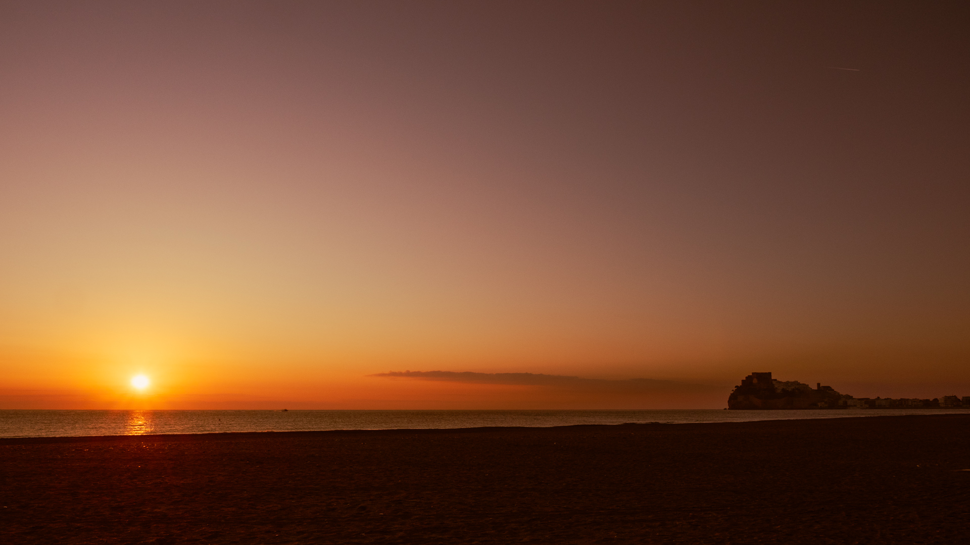 Sonnenaufgang bei der Festung von Peniscola