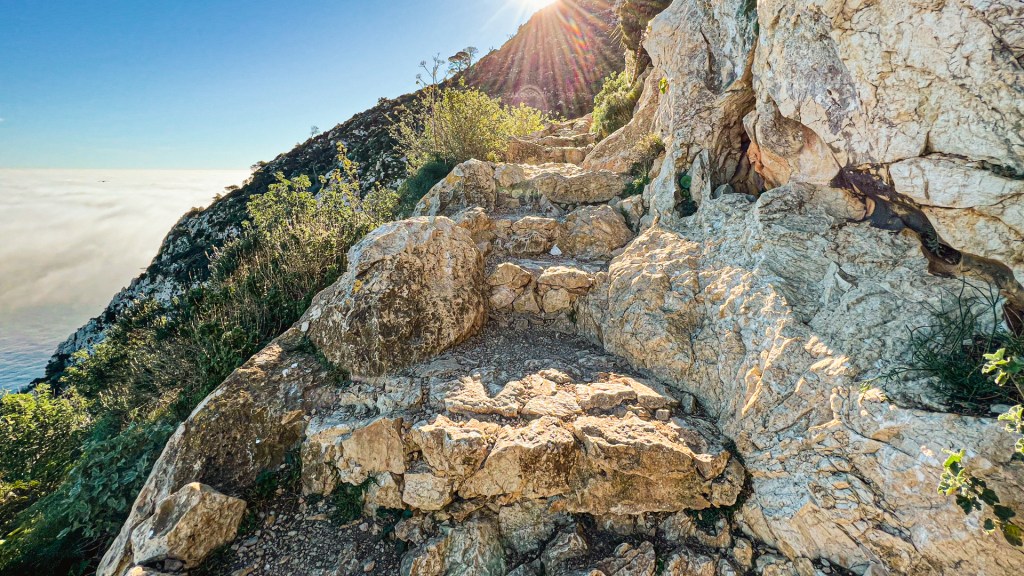 Felsenstufen am Penyal d’Ifac