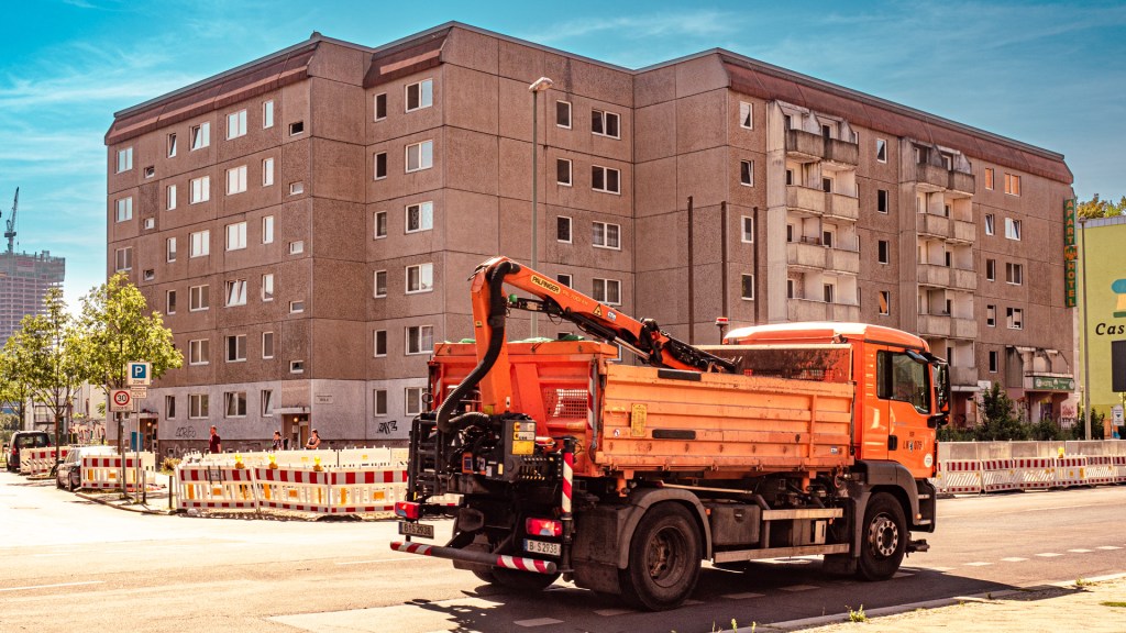 Straße der Pariser Kommune 20