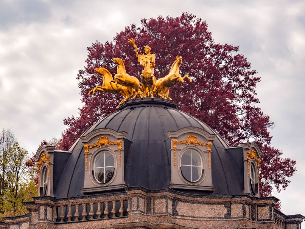 Kuppelbau auf dem neuen Schloss