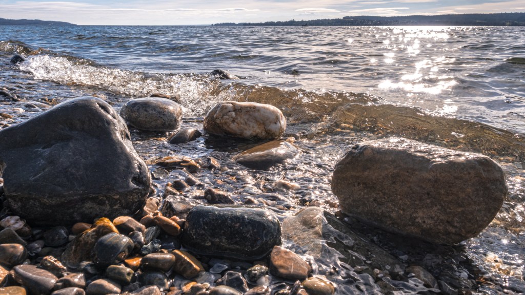 Steine am Bodenseeufer