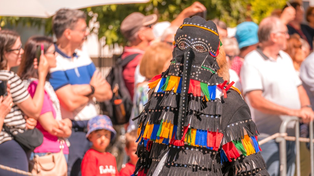 Schwertletanz in Überlingen