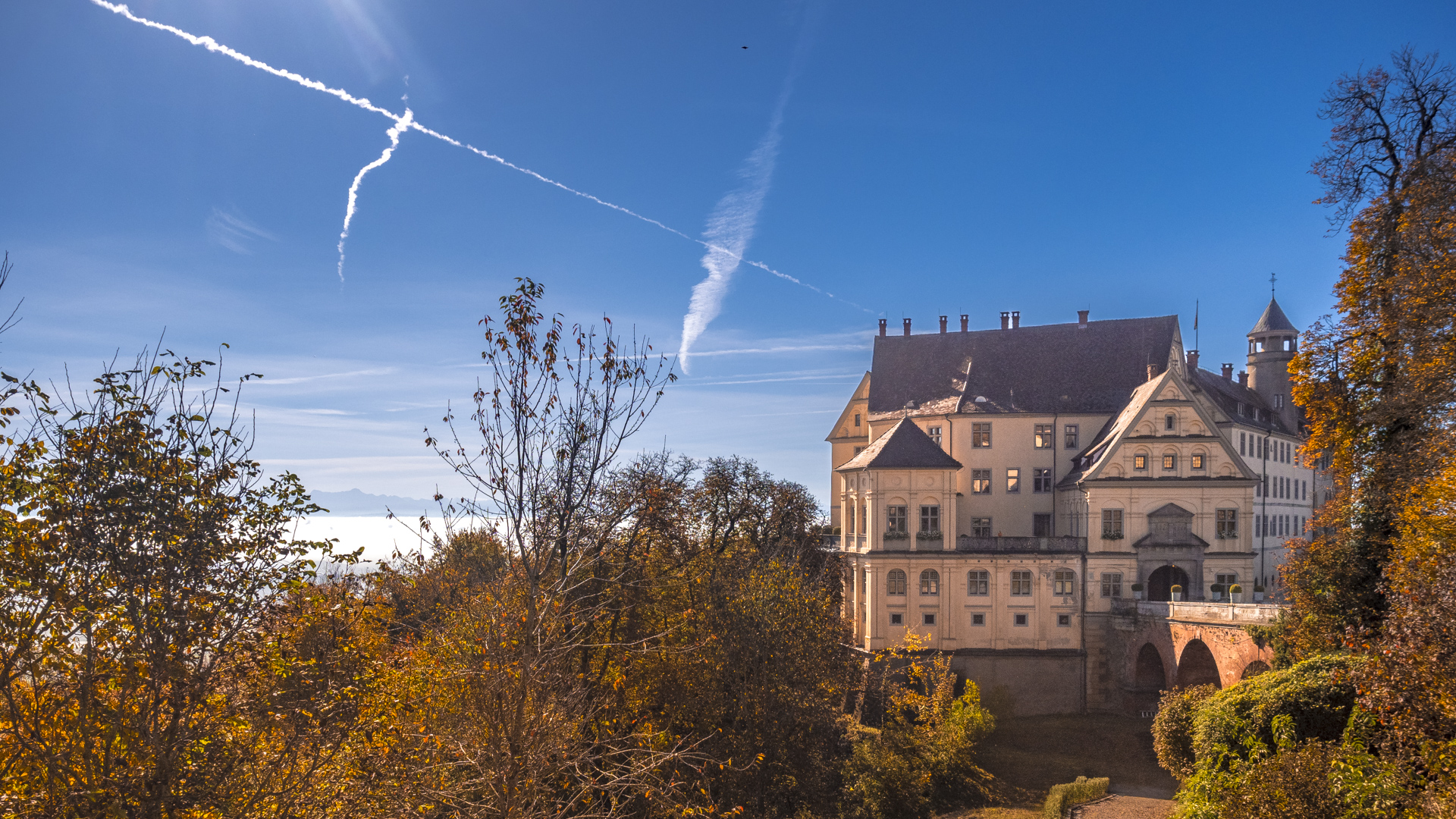 Burg Heiligenberg im herbstlichen Licht