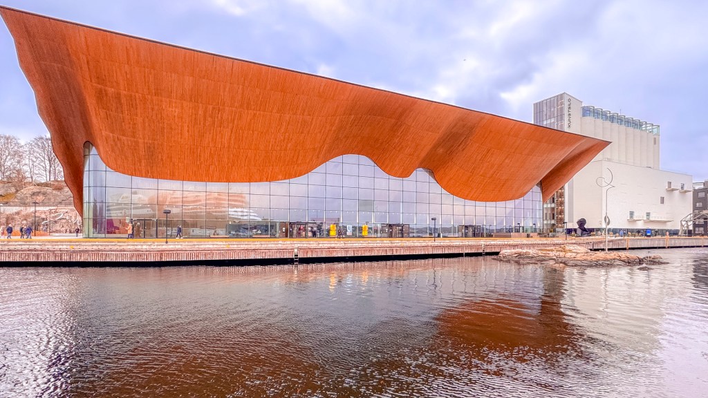 Konzerthaus mit Kunstsilo in Kristiansand, Norwegen