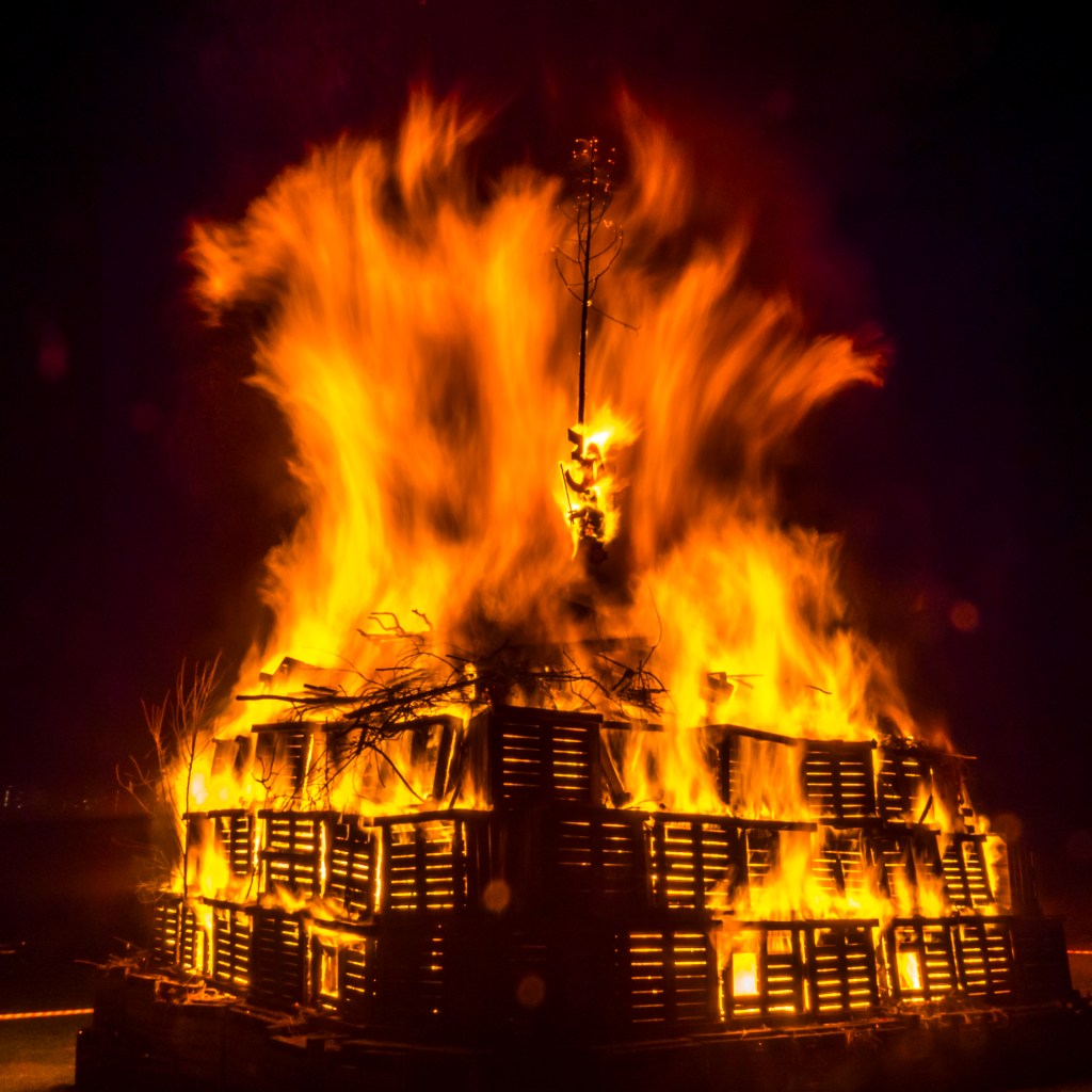 Ein Funkenfeuer am Bodensee