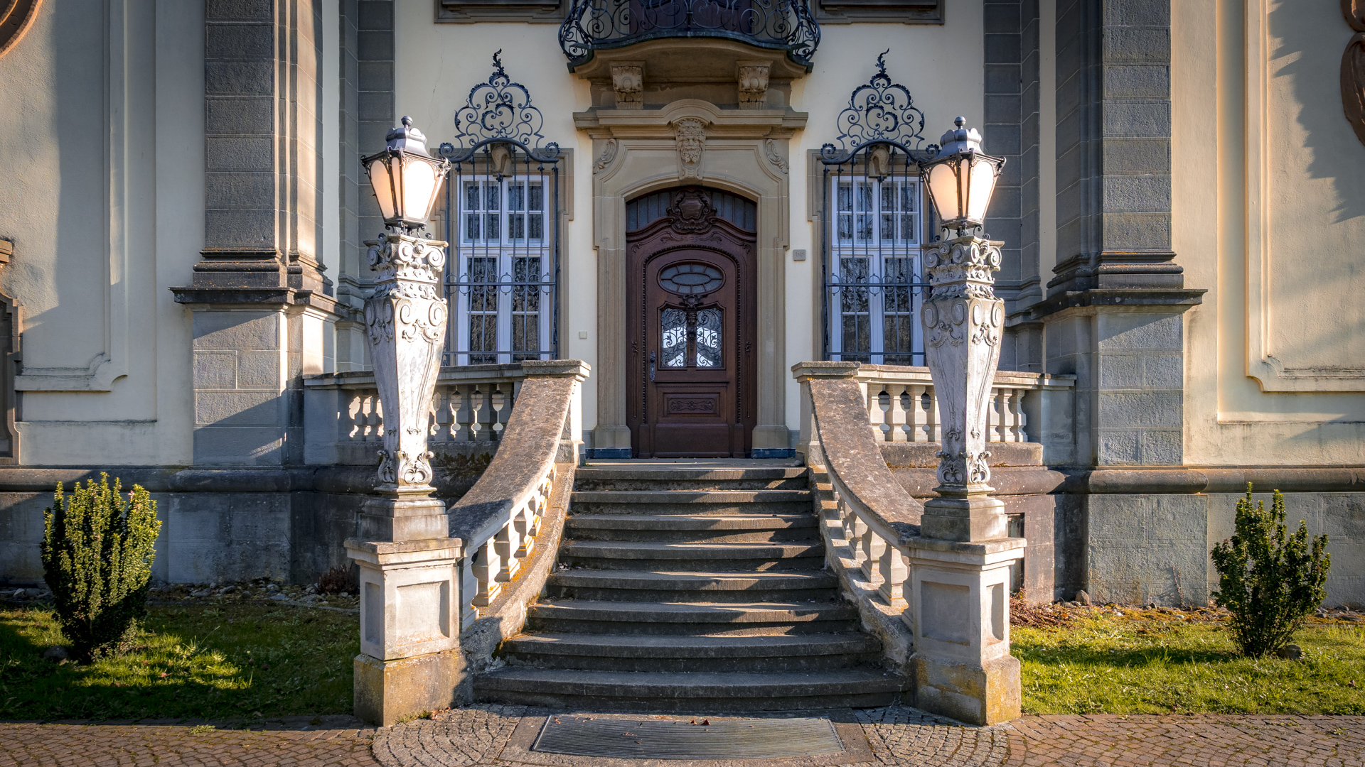 Eingang von Schloss Rauenstein in Überlingen