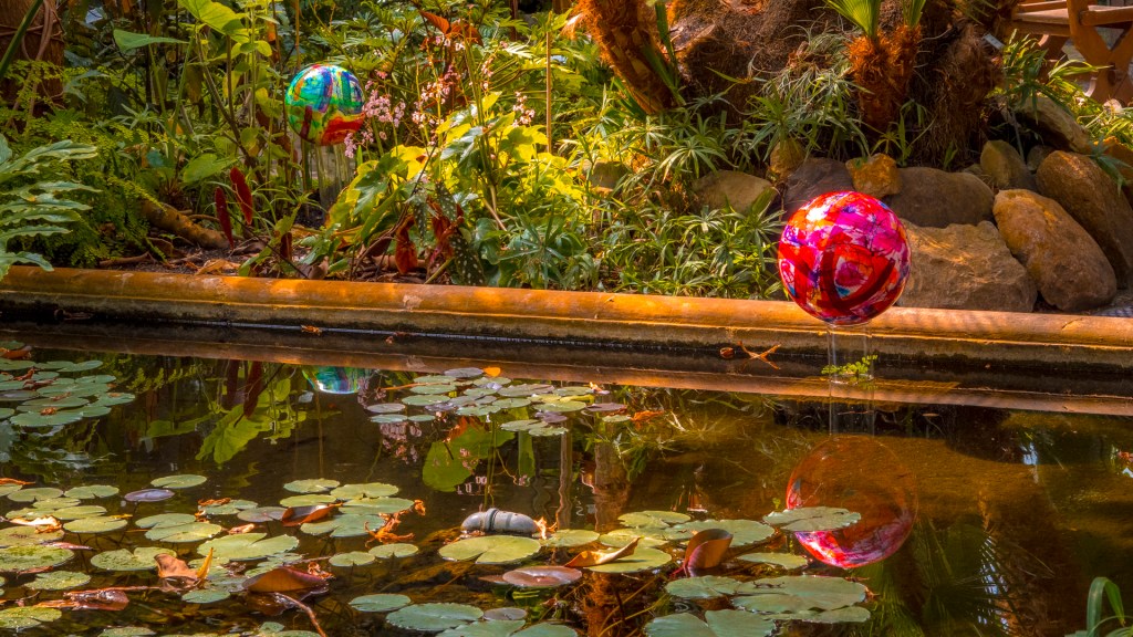 Ausstellung "Paradiso" von Annette Grunert im Palmenhaus in Konstanz