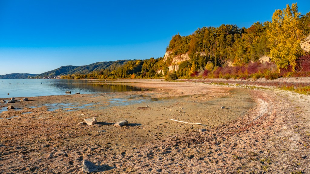 Trockenes Ufer am Bodensee bei Goldbach